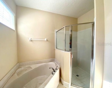 10429 Kristen Park Drive - Photo Thumbnail 16