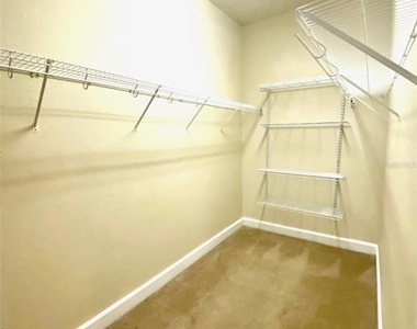 10429 Kristen Park Drive - Photo Thumbnail 17