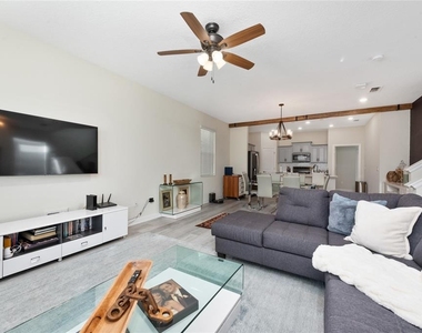 15121 Book Club Road - Photo Thumbnail 4