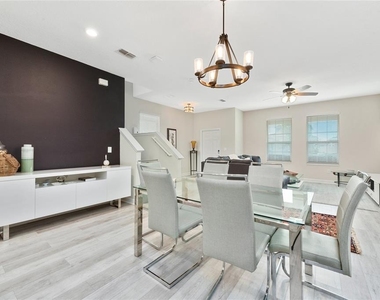 15121 Book Club Road - Photo Thumbnail 8