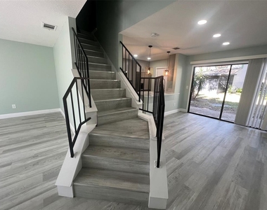 2906 Candela Court - Photo Thumbnail 10