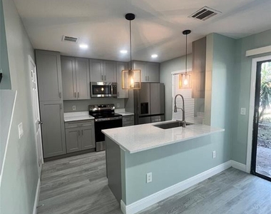 2906 Candela Court - Photo Thumbnail 5
