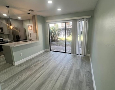 2906 Candela Court - Photo Thumbnail 4