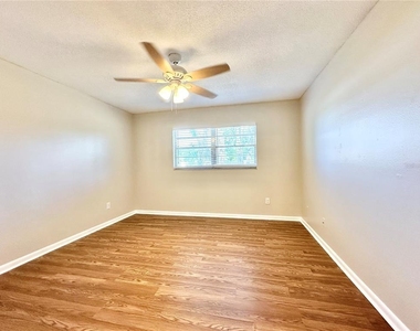 132 S Bulova Drive - Photo Thumbnail 14
