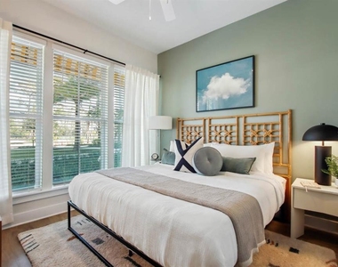 1464 Laurel Sound Lane - Photo Thumbnail 38