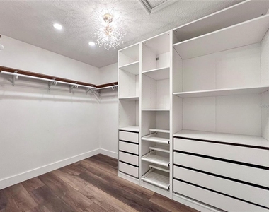 1368 Hibiscus Avenue - Photo Thumbnail 27