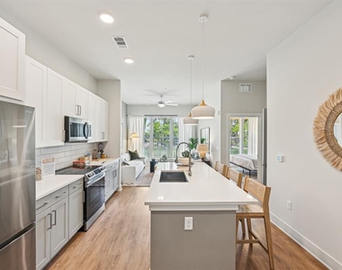 1464 Laurel Sound Lane - Photo Thumbnail 32