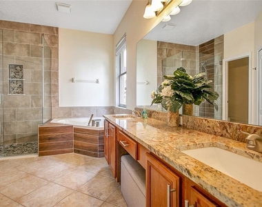 442 Home Grove Drive - Photo Thumbnail 11