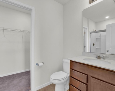 7425 Catania Loop - Photo Thumbnail 6