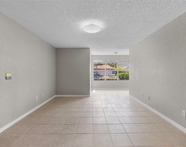 5116 Conroy Road - Photo Thumbnail 9