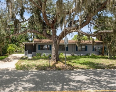1220 Morin Street - Photo Thumbnail 1