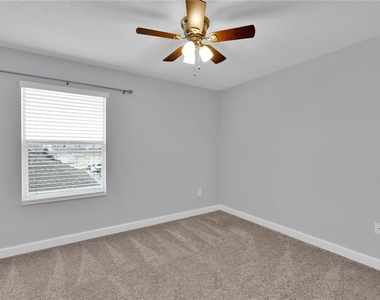 11048 Suspense Drive - Photo Thumbnail 8
