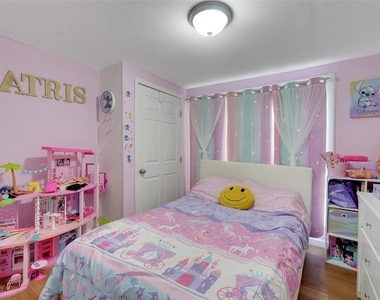 1313 4th Street Ne - Photo Thumbnail 13
