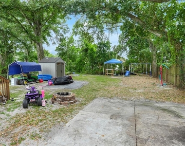 1313 4th Street Ne - Photo Thumbnail 18