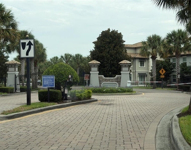 8513 Golf Way - Photo Thumbnail 2