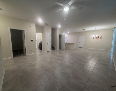 8513 Golf Way - Photo Thumbnail 13