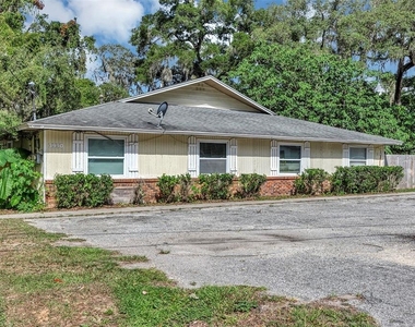 3990 Se 17th Ct - Photo Thumbnail 1