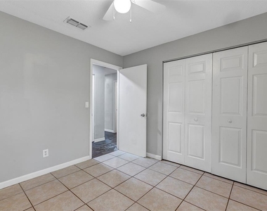 3990 Se 17th Ct - Photo Thumbnail 22