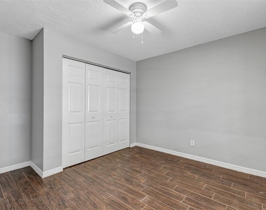 3990 Se 17th Ct - Photo Thumbnail 29