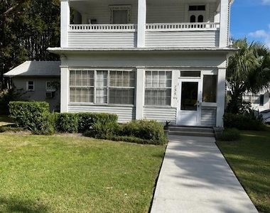 725 N Westmoreland Drive - Photo Thumbnail 10