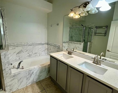 2367 Brewerton Lane - Photo Thumbnail 16