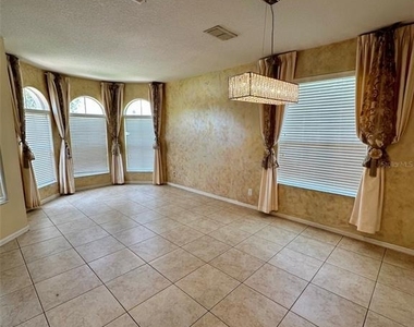 2367 Brewerton Lane - Photo Thumbnail 5