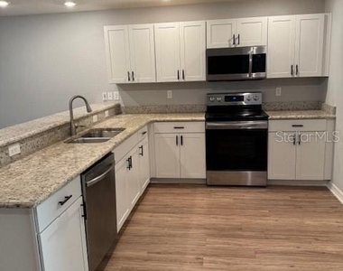 3071 Fieldwood Circle - Photo Thumbnail 9