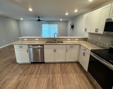 3071 Fieldwood Circle - Photo Thumbnail 7