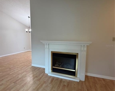 3727 Dunwich Avenue - Photo Thumbnail 9