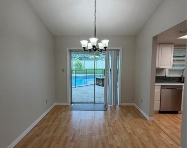 3727 Dunwich Avenue - Photo Thumbnail 10