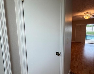 3727 Dunwich Avenue - Photo Thumbnail 29