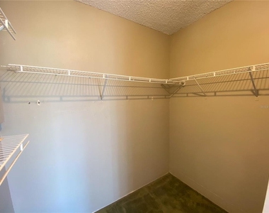 1409 Madrid Way - Photo Thumbnail 20
