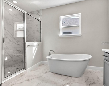 913 Talon Place - Photo Thumbnail 9