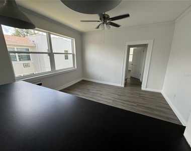 428 Armada Road S - Photo Thumbnail 3