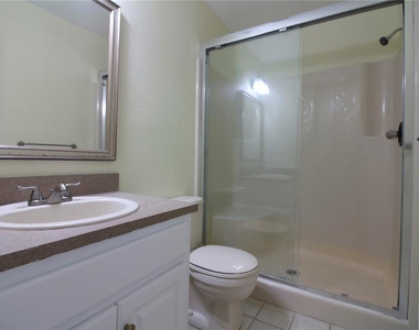 4231 Oak Loop - Photo Thumbnail 27