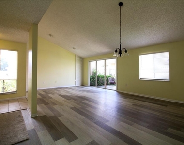 4231 Oak Loop - Photo Thumbnail 9