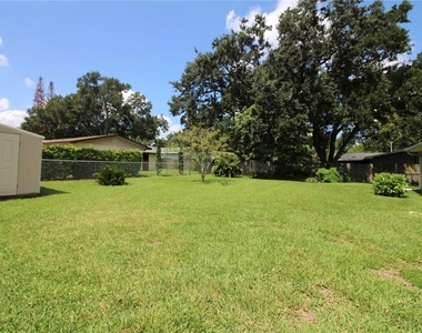 1311 Glenview Lane - Photo Thumbnail 30