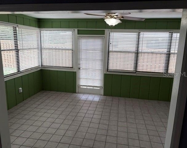 3514 Nw 110th Terrace - Photo Thumbnail 3