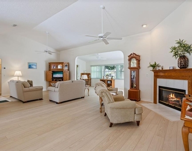 5811 Princess Caroline Place - Photo Thumbnail 5