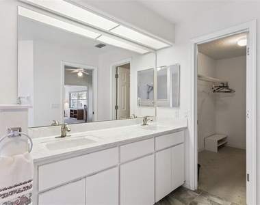 5811 Princess Caroline Place - Photo Thumbnail 24