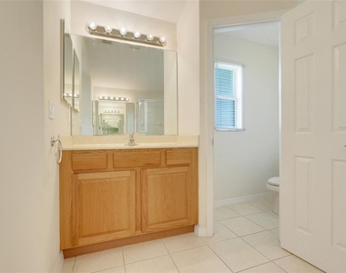 12900 Cloverdale Lane - Photo Thumbnail 19