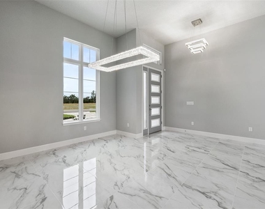 29 Coronado Road - Photo Thumbnail 28
