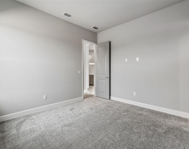 29 Coronado Road - Photo Thumbnail 53