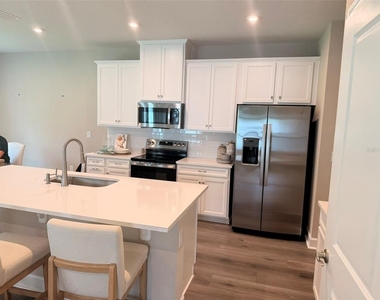 1291 Ribbon Place - Photo Thumbnail 11