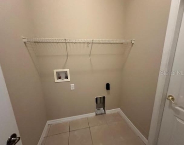 31 Rymer Lane - Photo Thumbnail 11