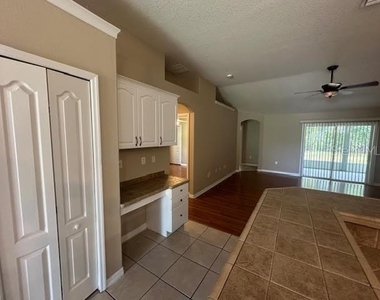 31 Rymer Lane - Photo Thumbnail 4