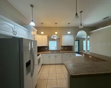 31 Rymer Lane - Photo Thumbnail 10