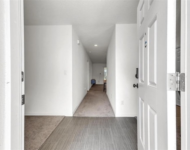 159 Persimmon Drive - Photo Thumbnail 6
