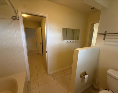 440 W Tarpon Boulevard Nw - Photo Thumbnail 27