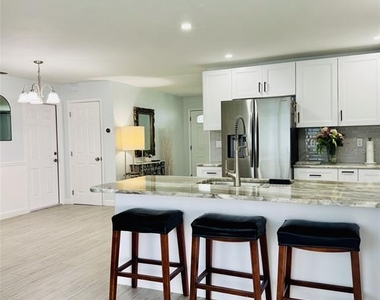 6511 Jarvis Road - Photo Thumbnail 4